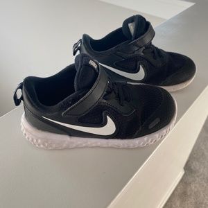 Kids Nike Sneakers 10c